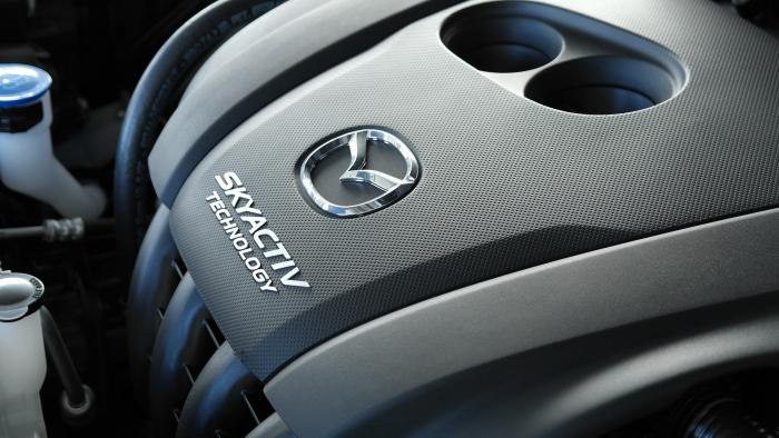 Mazda varikliu remontas